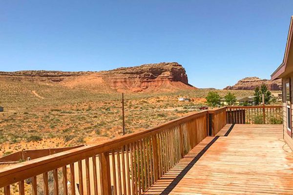 TICABOO LODGE LAKE POWELL (Laketown)